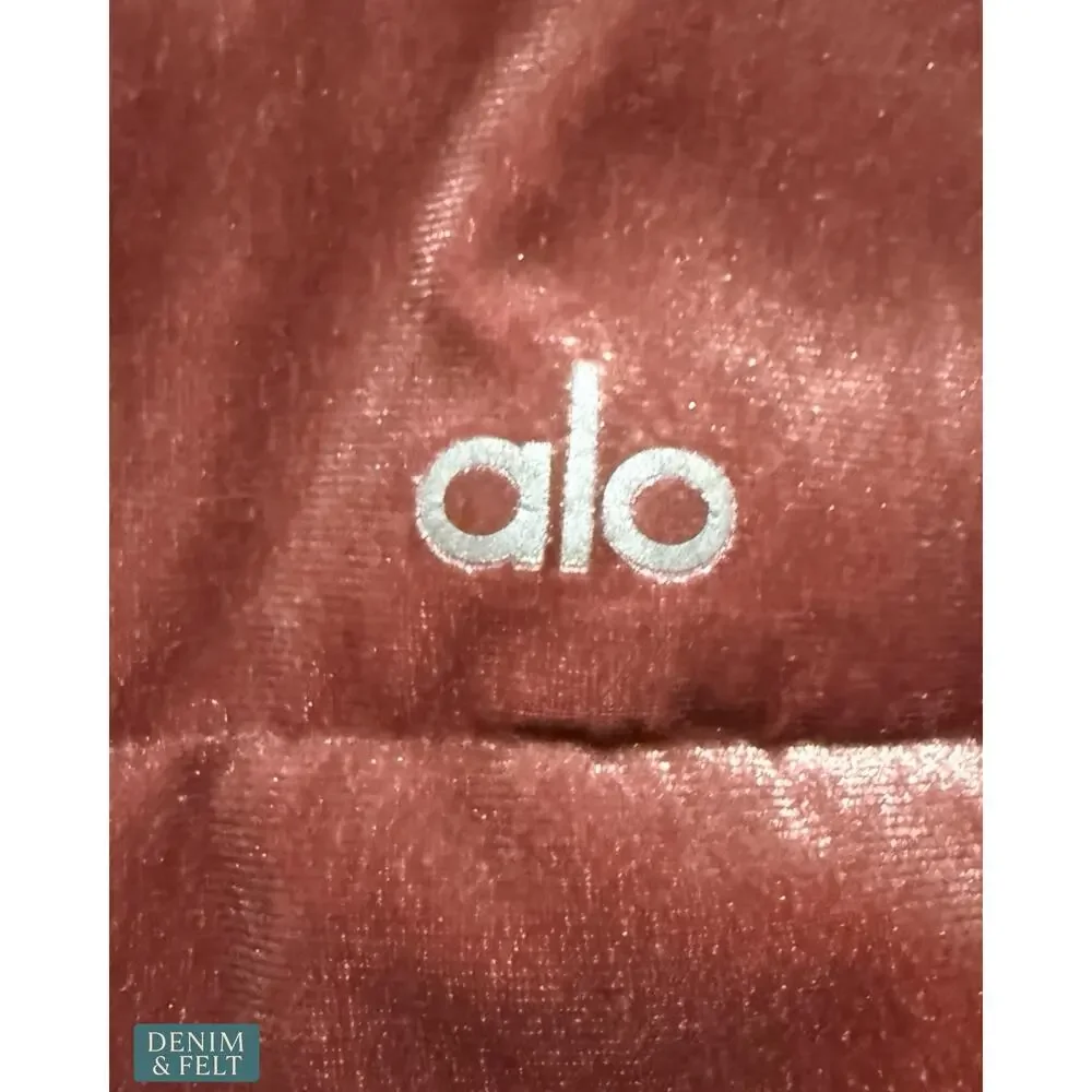 NEW Alo Yoga Velour Cropped Quilted Jacket Hooded Luxe Stretch Velvet Rosewood M